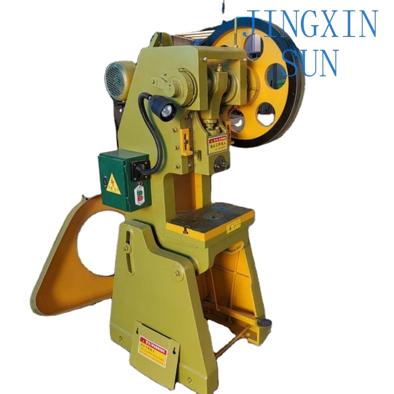 Piccola Pressa Meccanica per L - Tools For Fabrication Workshop recensione e prezzo