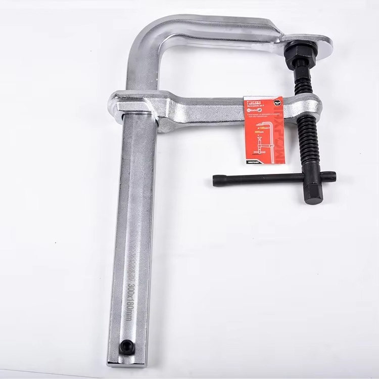 Morsetto a F Industriale da 16 - Tools For Fabrication Workshop recensione e prezzo